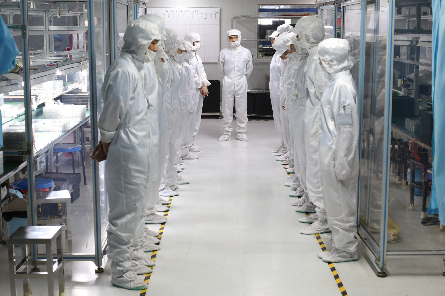 lcm液晶顯示屏廠家哪些崗位起到關(guān)鍵性的作用？